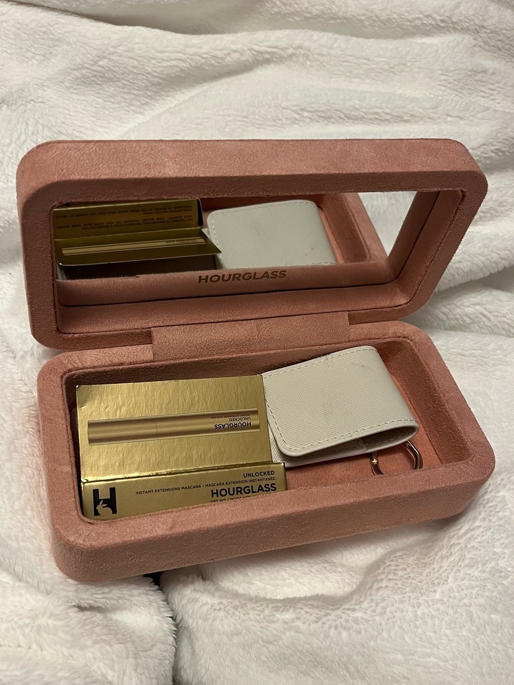 Hourglass Mascara with Blush Pink Velvet Case and lipstick case